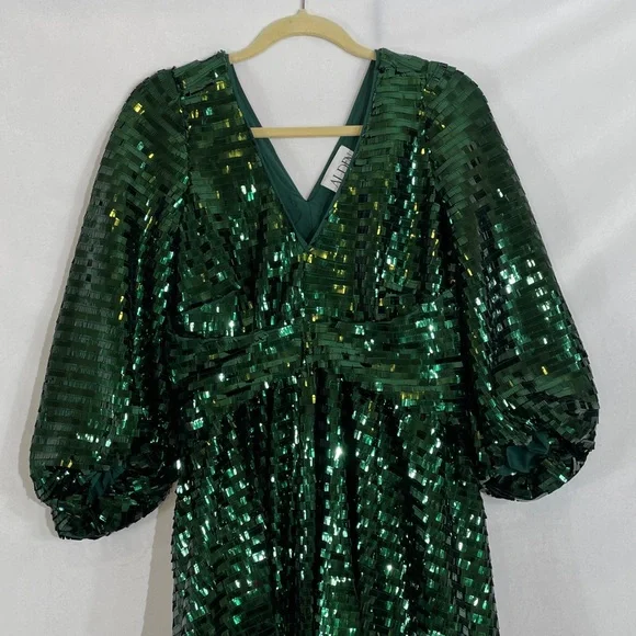 NWT Alden Adair Cher Tinsel Sequin Dress Size Small Emerald Green